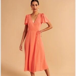 NWT Abercrombie Angel Sleeve Wrap Midi Dress